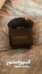  1 عطر Versace اصلي استعمال بسيط للبيع بسعر قليل جدا بالنسبه للجديد اااااااااااا