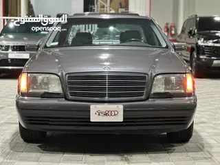  2 Mercedes S320