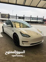  1 Tesla model3 2023