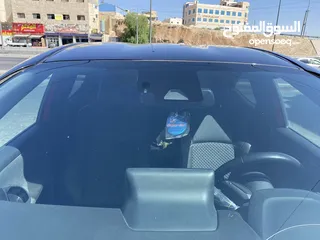  8 تويوتا يارس هايبرد مميزة Black Edition 2021 للبيع بسعر مغري