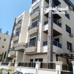  1 شقة مميزة في ضاحية النخيل بسعر مميز مساحة 200م