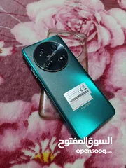  2 مستعمل ايام Nova 12i رام 12 جيجا 256 بدون كرتونه على الفحص متوفر توصيل