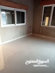  14 بيت واجهة حجر 140 متر في الرحيل