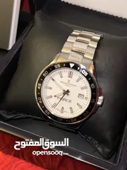  4 عندي ساعه هادي كم سعرها اصليه