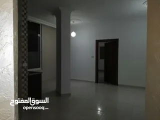  12 للبيع شقه 140م  ستوديو عدد 2 في الجبيهه عراق زحف قرب مطعم البستان  ش الجامعه قبل تقاطع الروضه