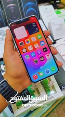  12 عرض خاص :  iPhone 12 pro 256gb نظيف جدا  بحالة الوكالة مع جميع ملحقاته و بأقل سعر