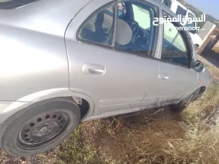  2 نيسان صني 2003 للبيع زجاج مناويل مكيف بور