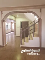  6 فيلا مستقلة للبيع