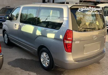  3 باص ركاب هونداي H-1 2017 للبيع كاش فقط
