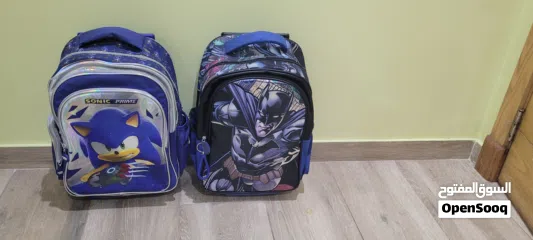  14 حقيبة اولاد مدرسية ذات جودة عالية و استعمال و حفاظ على الحقيبة بحالة ممتازة شبه جديدة و لا عيوب