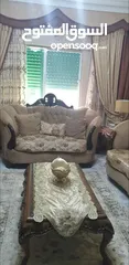  5 طقم كنب لغرفة الضيوف مع طاولة الوسط