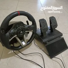  1 سترينج بلايستيشن اصلي من شركة بلايستيشن مستعمل بحالة الوكاله تم استعماله مرتين فقط يشتغل على ps4 ps3