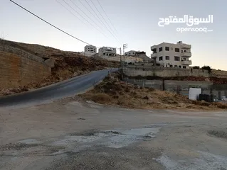  4 ارض  للبيع