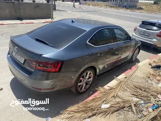  3 سكودا سوبير 2018  عداد اصلي 88  يد 2