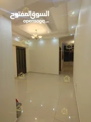  7 شقة فارغة - الرشيد - 3نوم - 220م - بلكونتين - تدفئة غاز