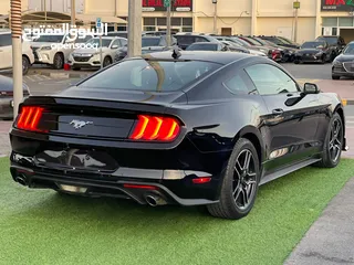  3 Ford Mustang Eco Boost 2020