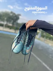  2 Nike mercurial football shoe