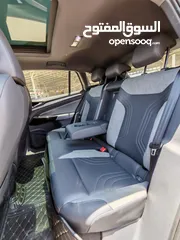  8 VOLKSWAGEN ID.4 CROZZ PRO   مع فتحه بانورما متحركة عداد 9k فقط