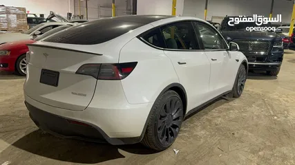  3 Tesla Model Y Long Range DualMotor performance 2024 ....