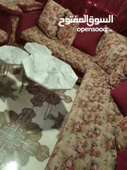  4 طقم كنب للبيع بحاله جيدة جدآ سكان مخيم حطين