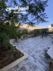  3 فرصة استثمارية وسكنية مميزة في ماركا الجنوبية – عمّان ( بيت مع ثلاث محلات للبيع )