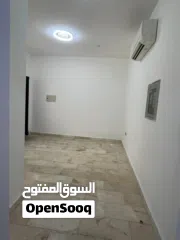  5 متوفر لدينا استديو فاخر للااجار