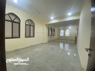  7 6Me36-Fabulous Commercial 8BHK Villa for rent in Qurum, Al Sarooj