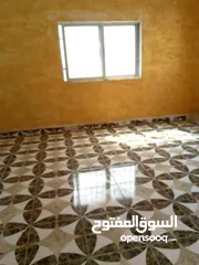 5 بيت للبيع مكون طابقين