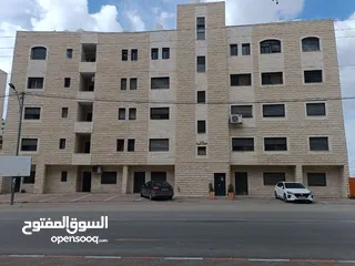  1 شقة مميزة في الطيرة موقع فخم و هادئ و من اجمل احياء رام الله