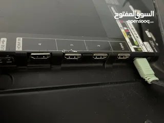  5 تلفزيون سامسونج 32 بوصة LED مع الطاولة للبيع