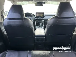  12 تويوتا راف فور ليميتد هايبرد موديل 2019 فل كامل أعلى صنف مع بانوراما للبيع