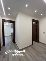  18 شقة طابق أرضي 205م مع تراس أمامي 70 م في منطقة مرج الحمام
