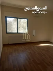 3 في أرقى مناطق خلدا شقة طابق ثاني 213م بتشطيبات راقية مسعر مميز / ref 9379