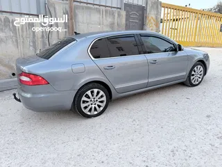  5 Skoda Superb 2011