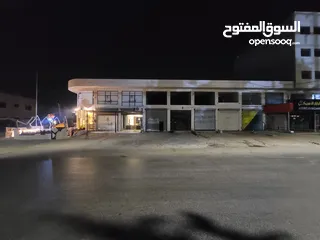 3 محلات للايجار في اربد بالقرب من دوار الثقافة بسعر مغري