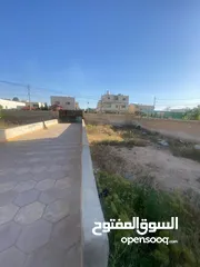  15 منزل عائلي طابقين الزرقاء