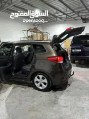  2 كيا كارينز 2016