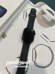  1 ساعة ابل سيريس 9 45 انش /Apple watch series 9 45 inch بكامل ملحقاتها استعمال اسبوعين