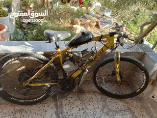  4 بسكليت بنزين