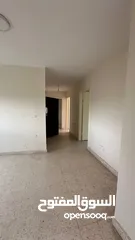  3 شقة طابقية للإيجار في مأدبا - بالقرب من إشارات الكرك - شارع ركس بن زايد العزيزي - بجانب كنيسة الرسل