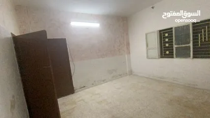  8 بيت للايجار بسعر مناسب