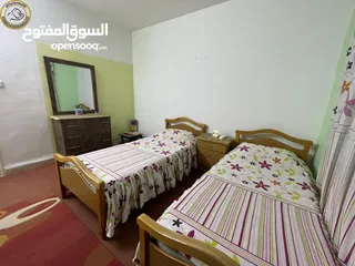  9 شقة استثمارية مفروشة للبيع في الدوار السابع قرب كوزمو طابق ثاني 121م بسعر مغري