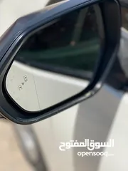 16 تويوتا بريوس لون ابيض لؤلؤي فحص 3 جيد بسعر مغري قابل للبدل