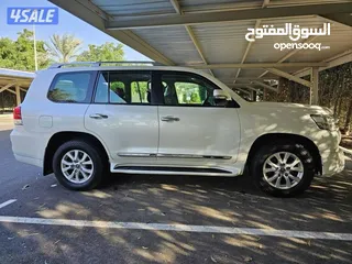  4 Toyata Landcruiser GXR Model 2018 V8