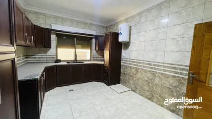  14 للبيع شقة جديدة لم تُسكن من قبل في منطقة الزهور، بموقع حيوي وقريب من جميع الخدمات