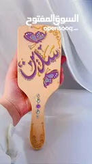  10 فرش شعر مرسوم عليها حسب الطلب ويتوفر رسم اشخاص مناسبة ك هدية رح يحبوها كتير سعرها رخيص بس بتصنع اثر
