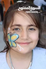  30 Face painting