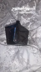  9 عطر Versace اصلي للبيع سعر الجديد منه 120 مستعمل منه فقط حدود ال 10 رشات فقط و للبيت فقط ب 40 دينار