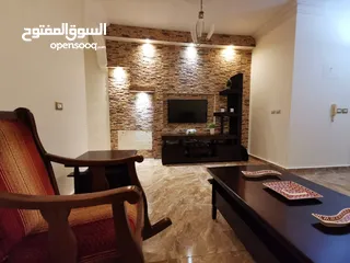  9 شقه مفروشه