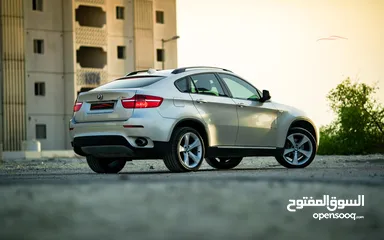  5 BMW X6 Excellent Condition Silver 2012